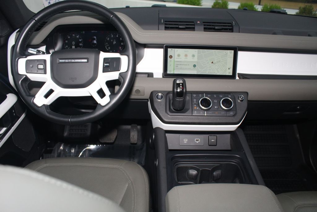 Used 2022 Land Rover Defender SE SUV