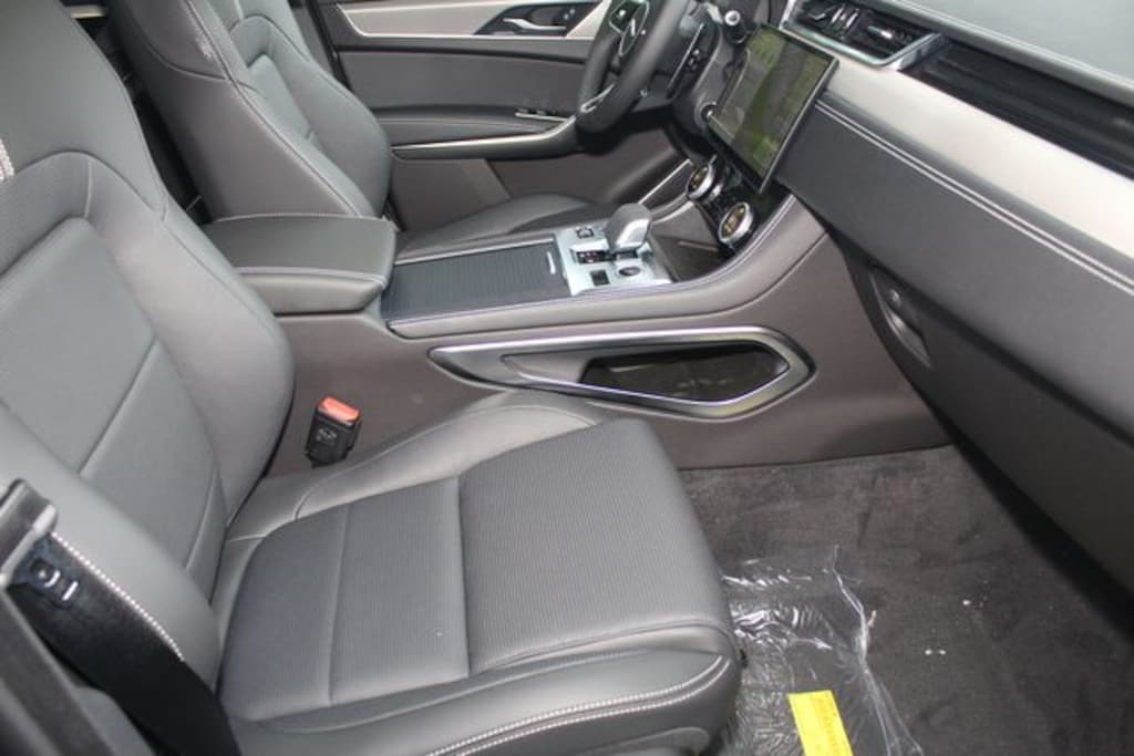 New 2026 Jaguar F-PACE P250 R-Dynamic S SUV