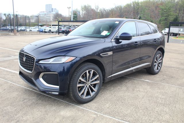 2026 Jaguar F-Pace R-Dynamic S's photo