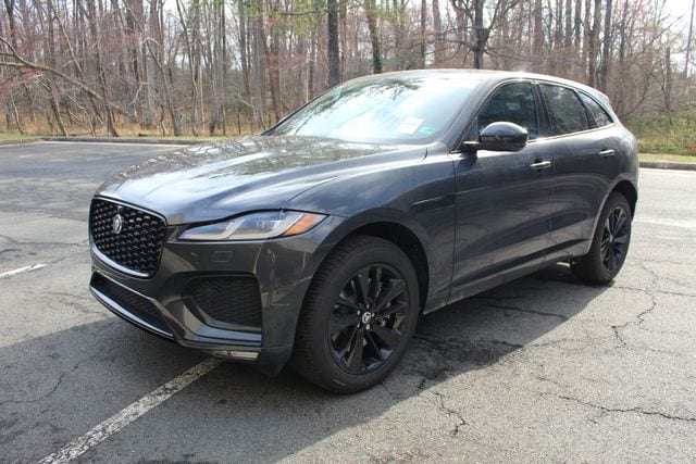 2026 Jaguar F-Pace R-Dynamic S's photo