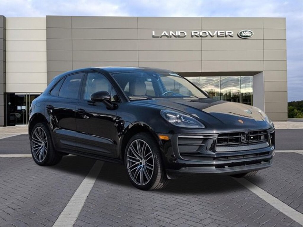 Used 2024 Porsche Macan Base Sport Utility