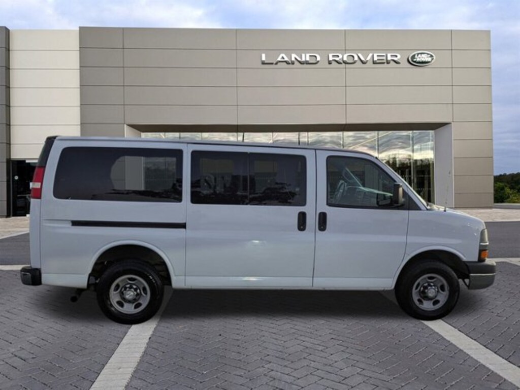 Used 2017 Chevrolet Express Passenger LT Full-size Passenger Van