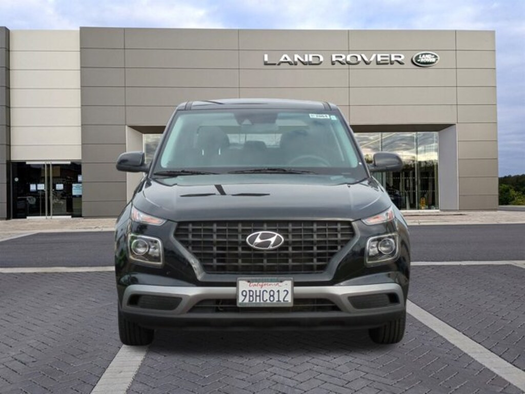Used 2022 Hyundai Venue SE Sport Utility