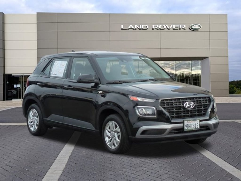 Used 2022 Hyundai Venue SE Sport Utility