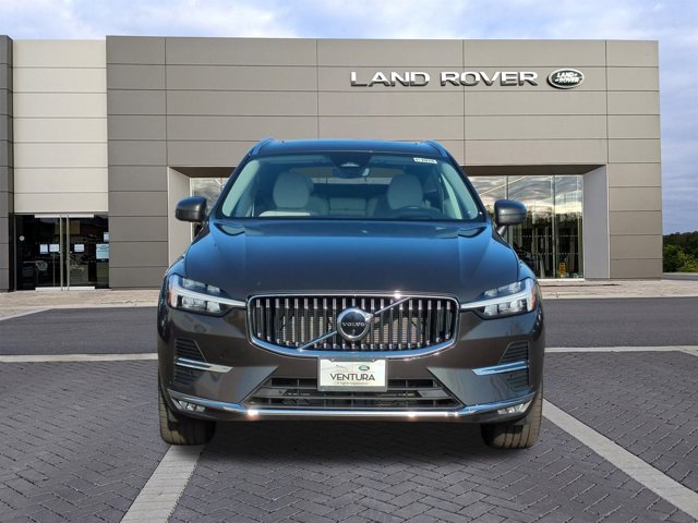 2022 Volvo XC60 Inscription photo 2