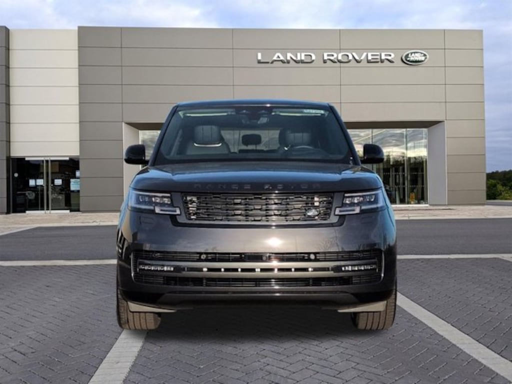 Used 2025 Land Rover Range Rover SE Sport Utility
