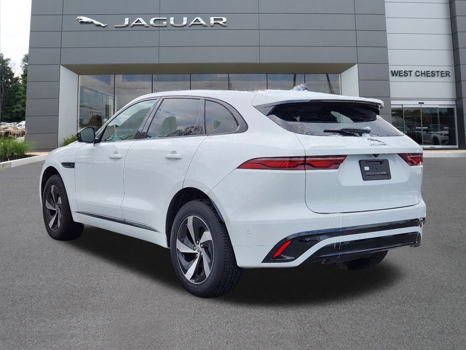 2024 Jaguar F-PACE P250 R-Dynamic S photo 3