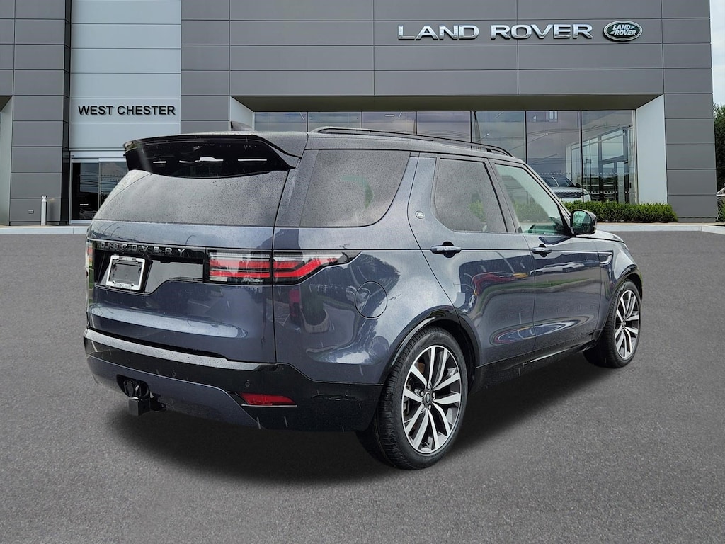 Certified 2024 Land Rover Discovery P360 Dynamic SE SUV