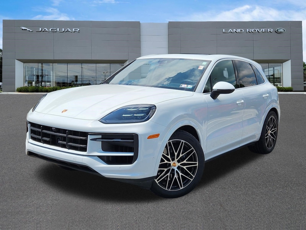 Used 2025 Porsche Cayenne SUV