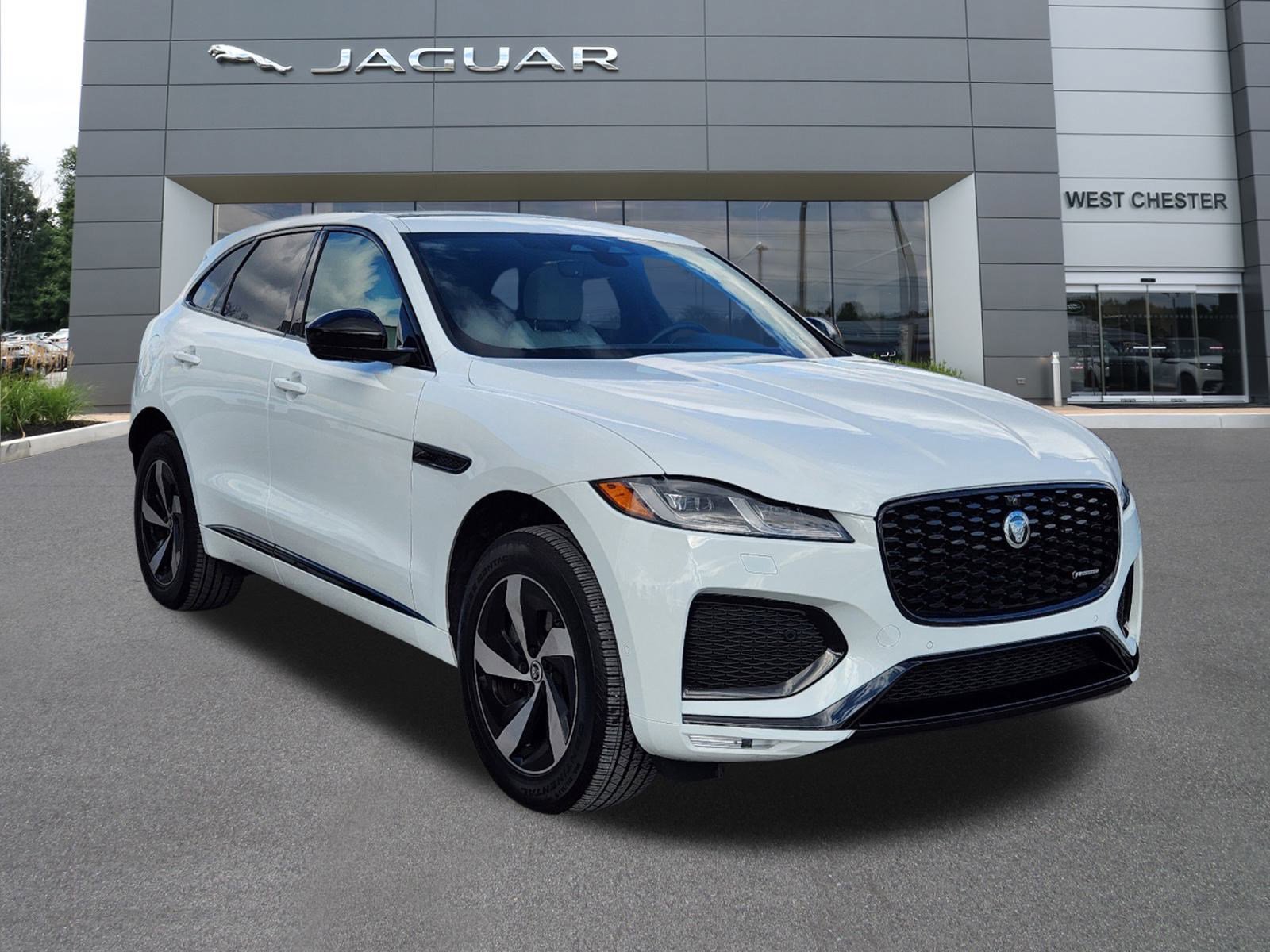 2024 Jaguar F-PACE P250 R-Dynamic S photo 2