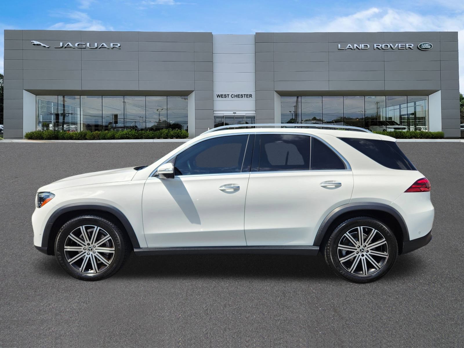 2024 Mercedes Benz GLE 350 4MATIC photo 4