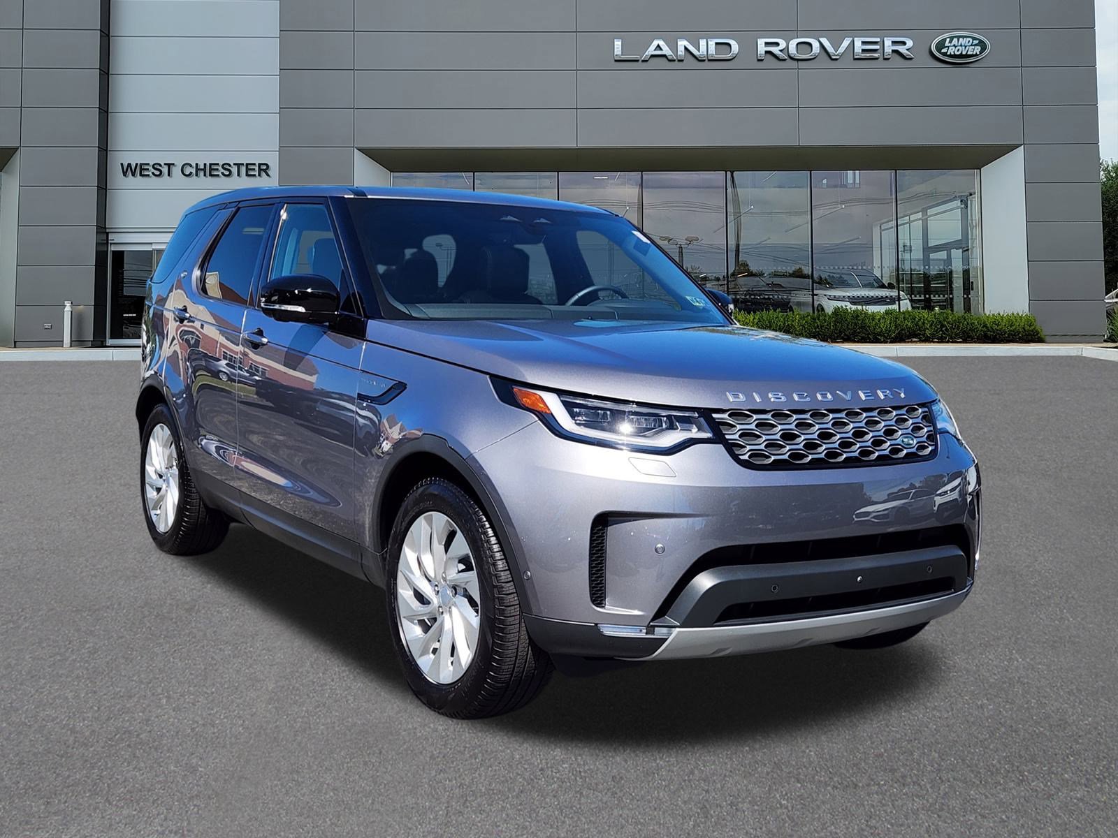 2025 Land Rover Discovery P300 S photo 2
