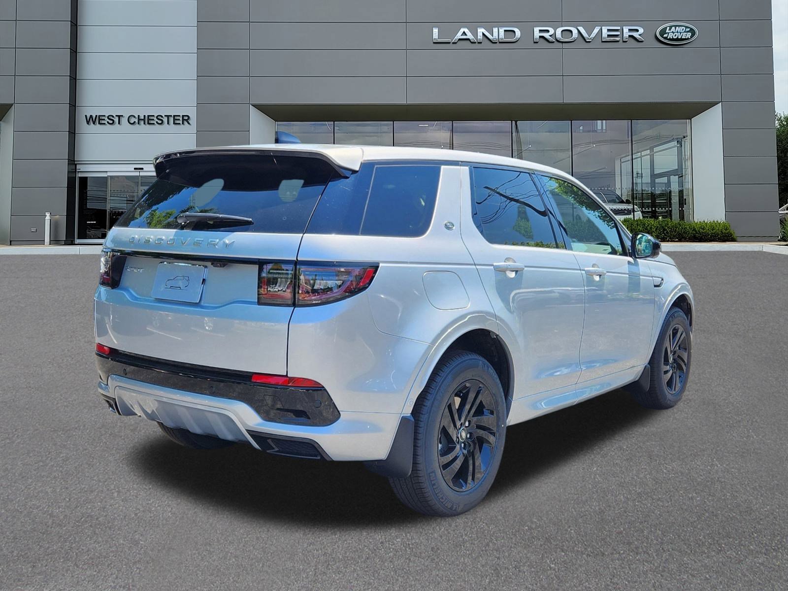 2024 Land Rover Discovery Sport S photo 4