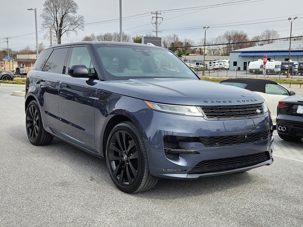 Certified 2025 Land Rover Range Rover Sport P400 Dynamic SE SUV