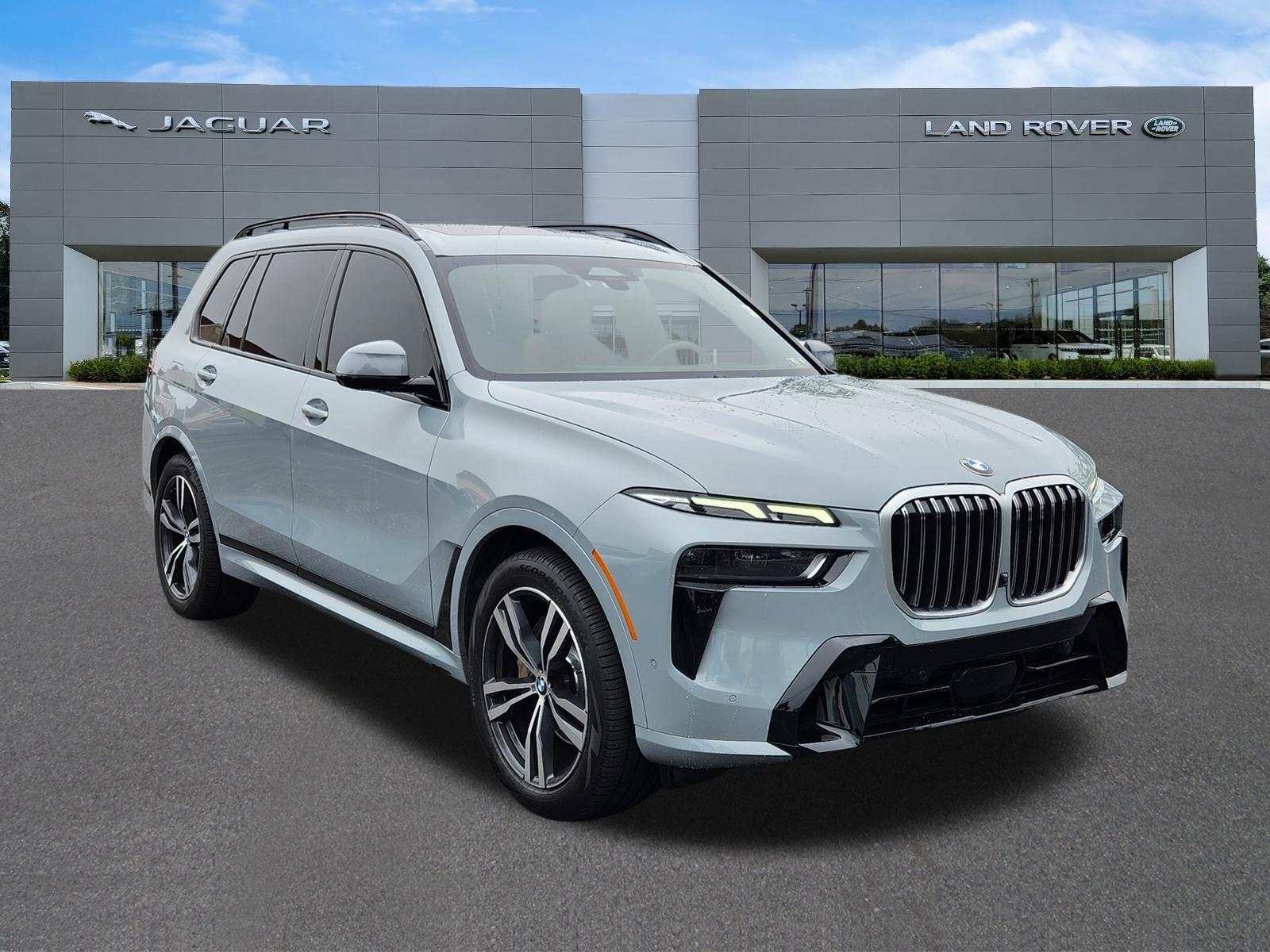 2023 Bmw X7 xDrive40i photo 2