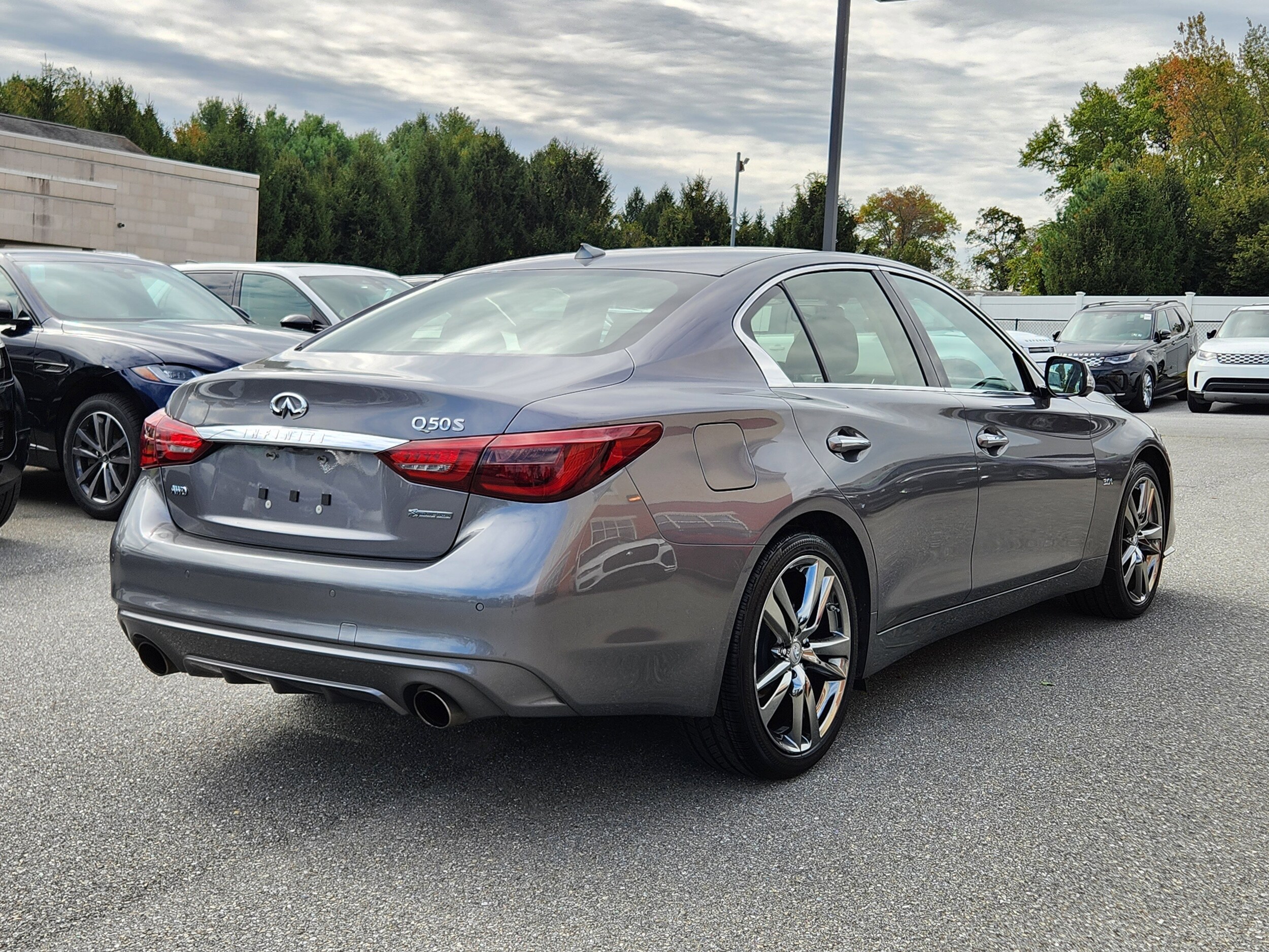 2019 Infiniti Q50 3.0t Signature Edition photo 4