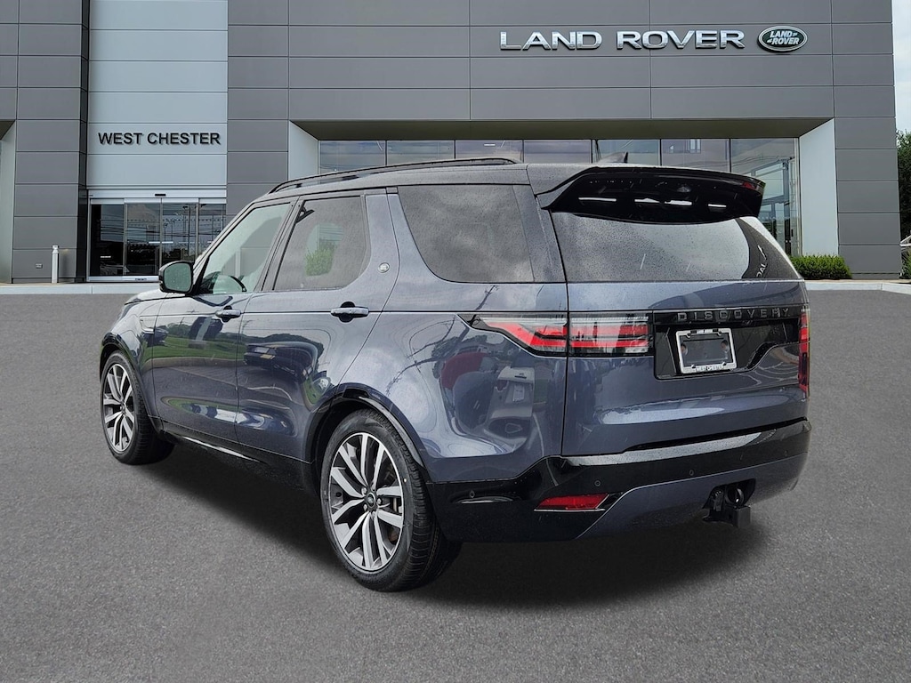 Certified 2024 Land Rover Discovery P360 Dynamic SE SUV