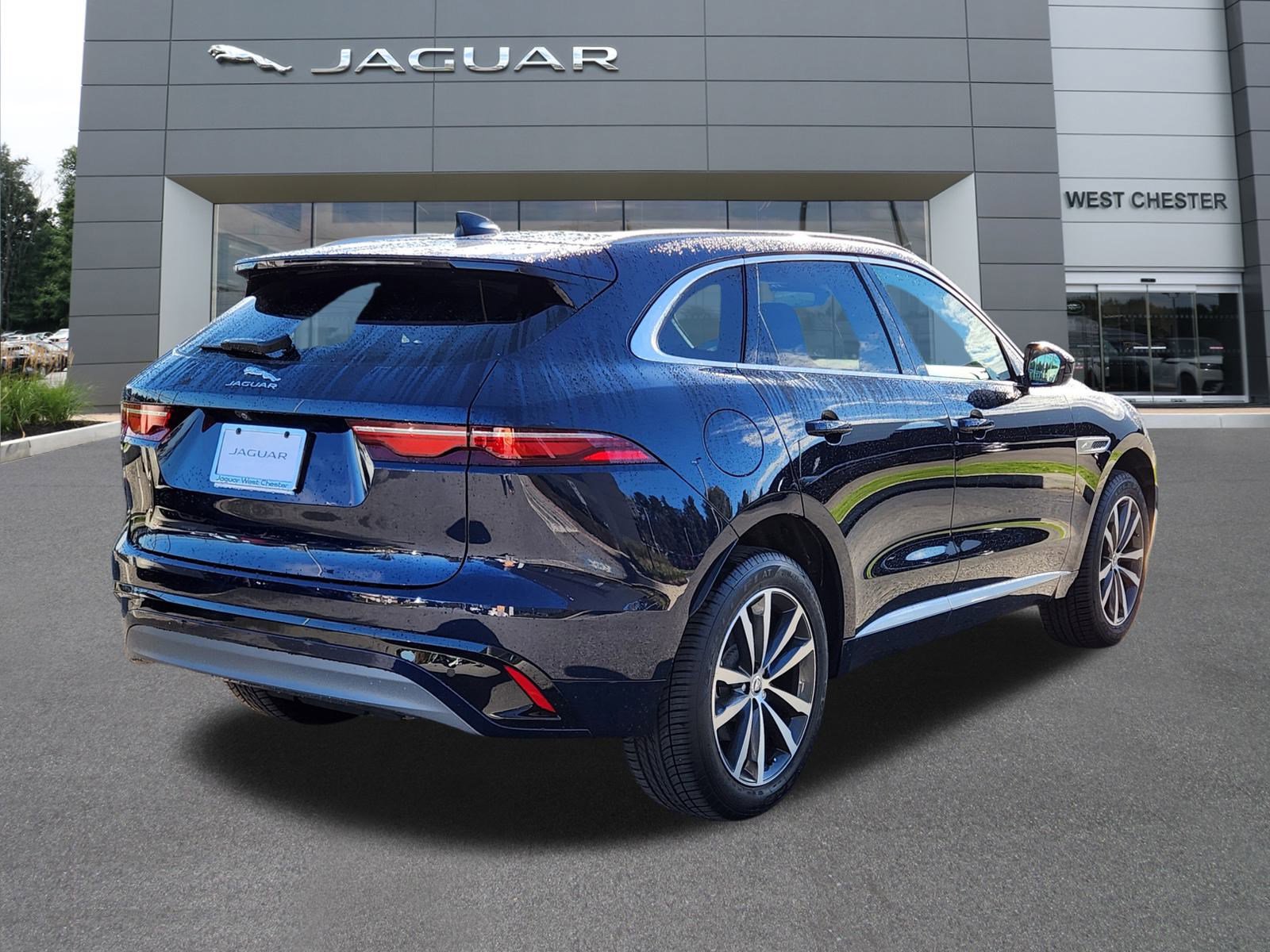 2025 Jaguar F-PACE P250 R-Dynamic S photo 4