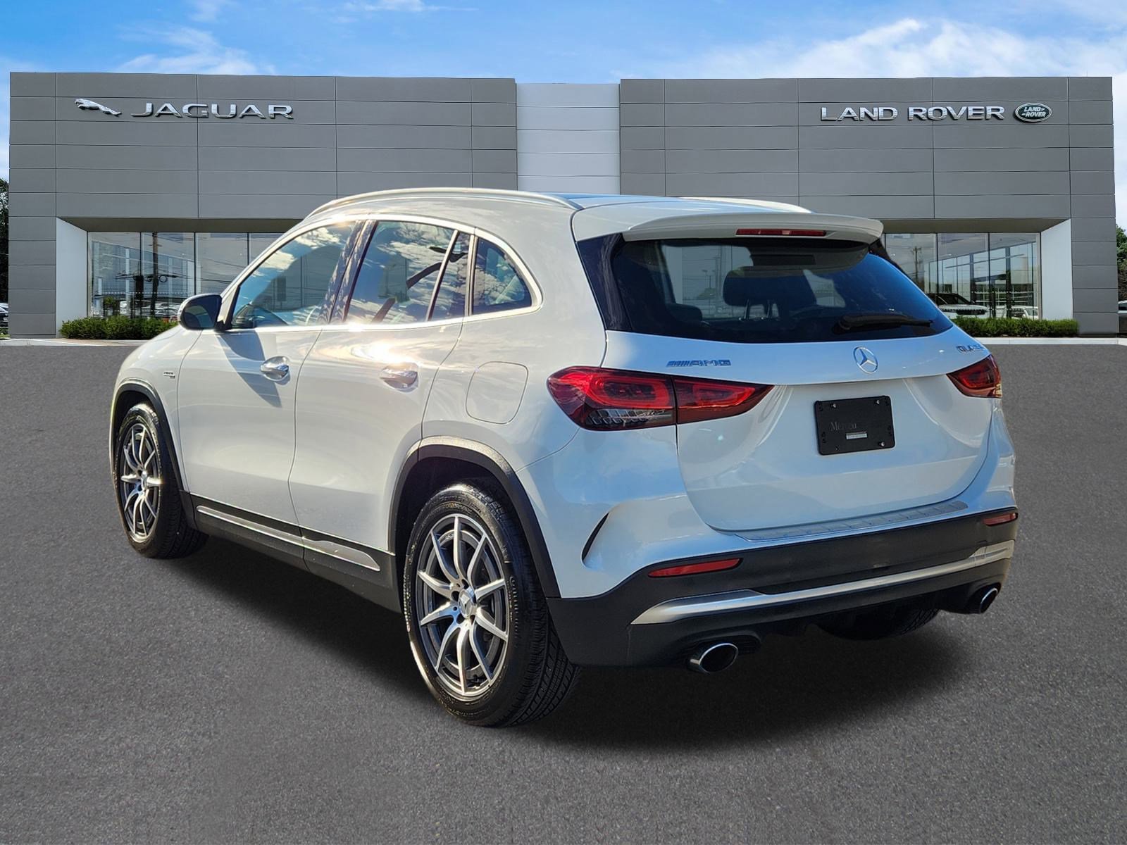 2021 Mercedes Benz GLA AMG 35 4MATIC photo 3