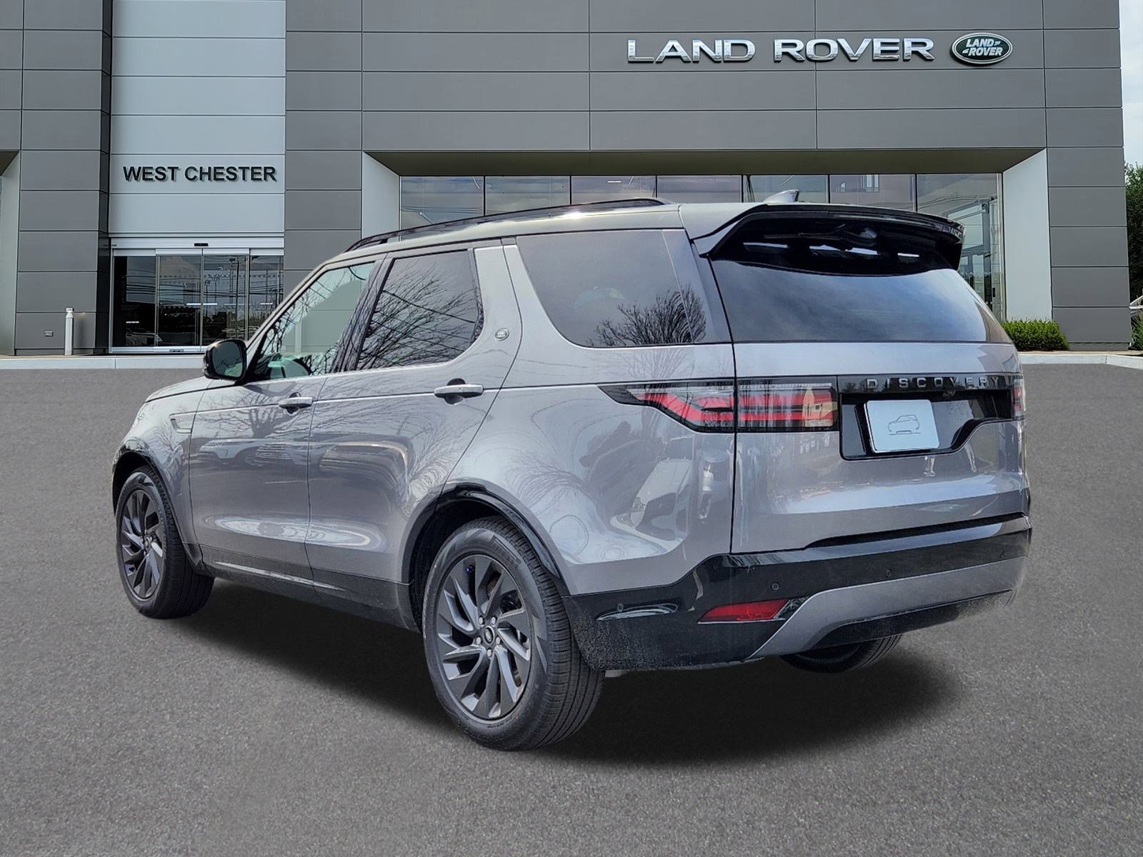 2024 Land Rover Discovery SE photo 3