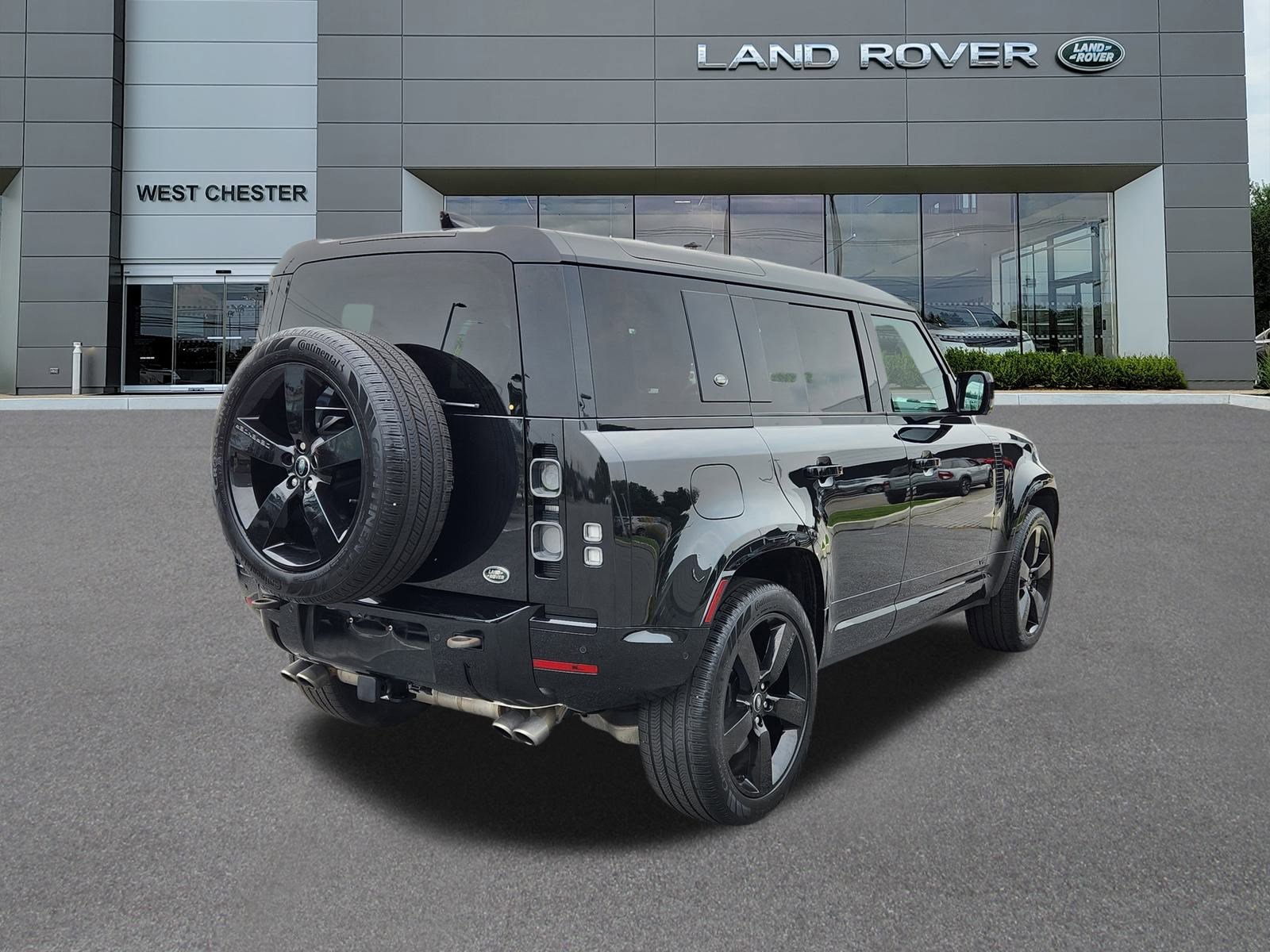2022 Land Rover Defender 110 V8 photo 4