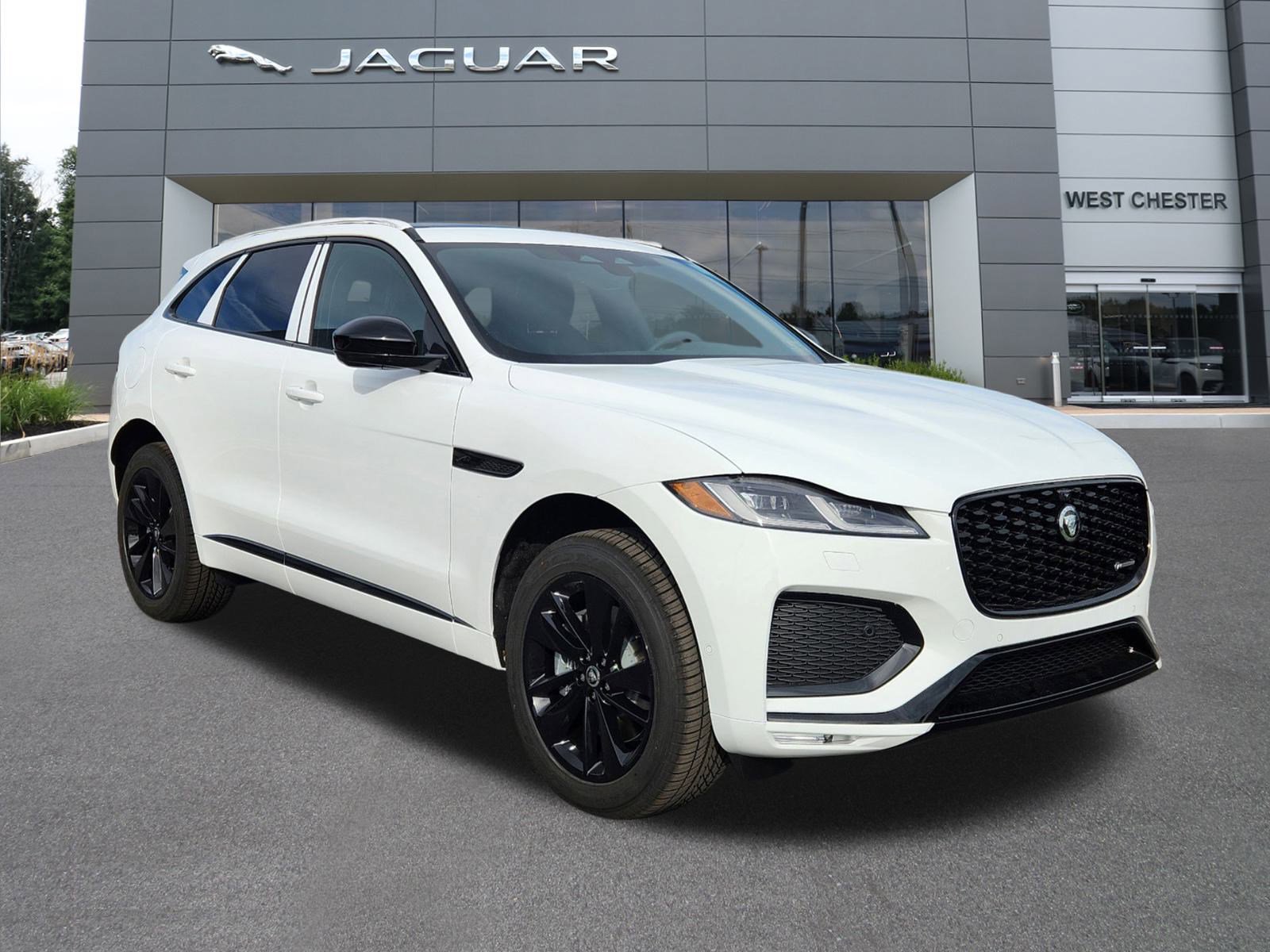 2024 Jaguar F-PACE P400 R-Dynamic S photo 2