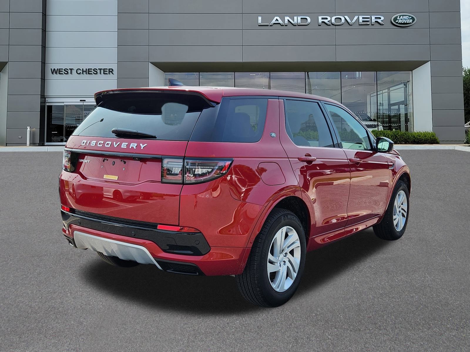 2025 Land Rover Discovery Sport S photo 4