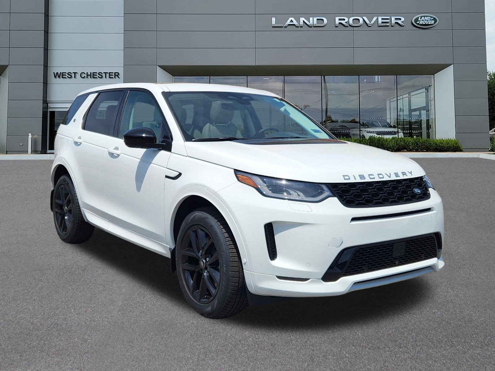 2024 Land Rover Discovery Sport S photo 2