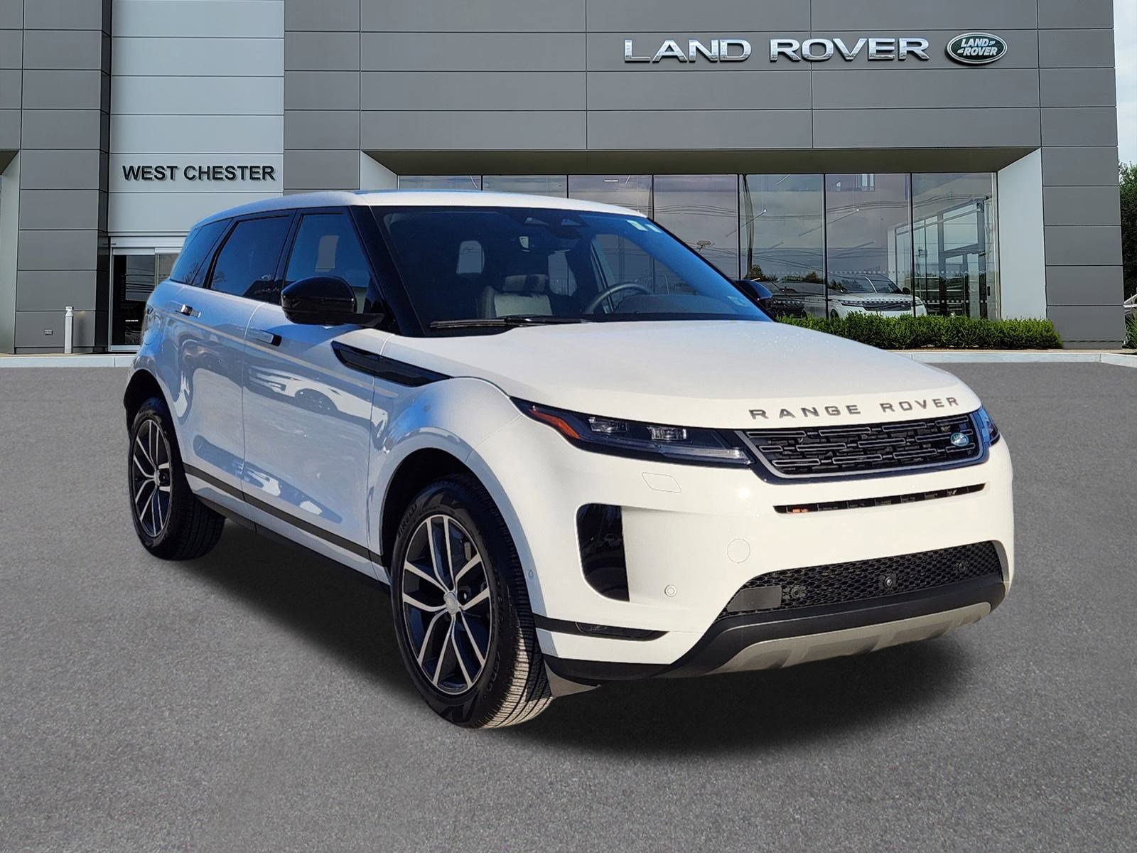 2024 Land Rover Range Rover Evoque S photo 2