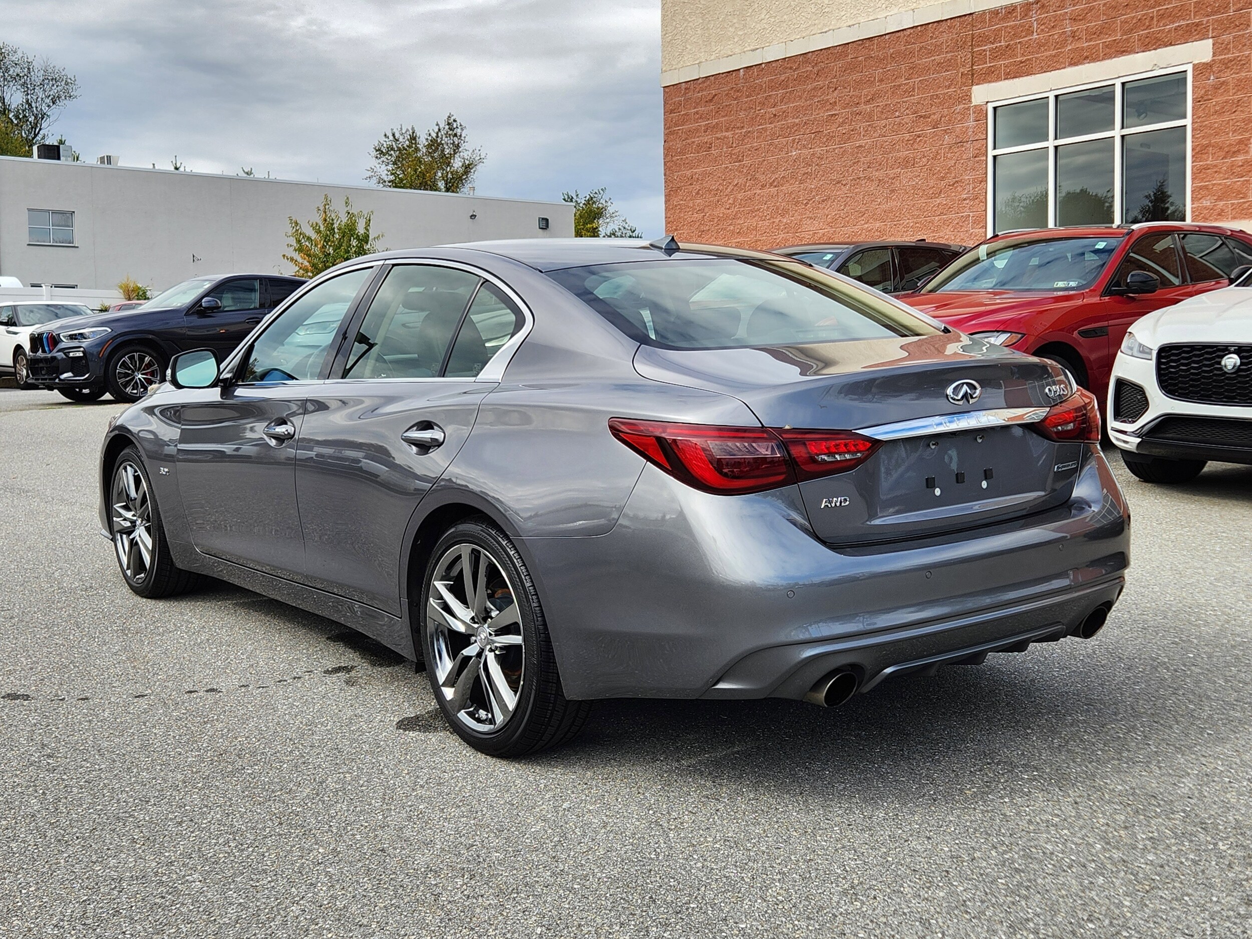 2019 Infiniti Q50 3.0t Signature Edition photo 3