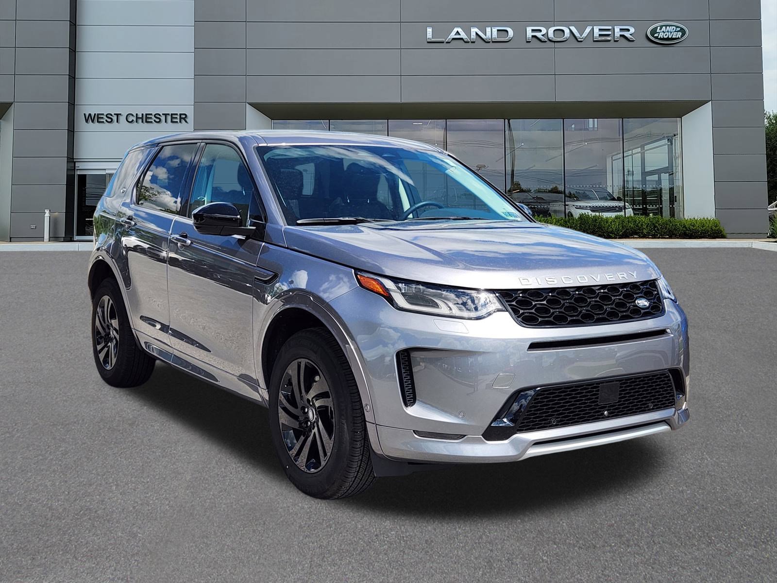 2024 Land Rover Discovery Sport S photo 2