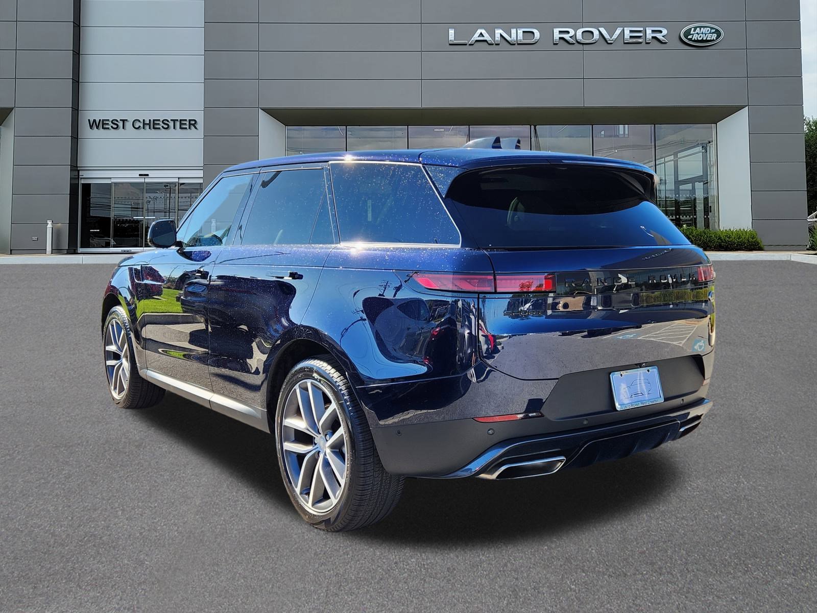 2023 Land Rover Range Rover Sport SE photo 2
