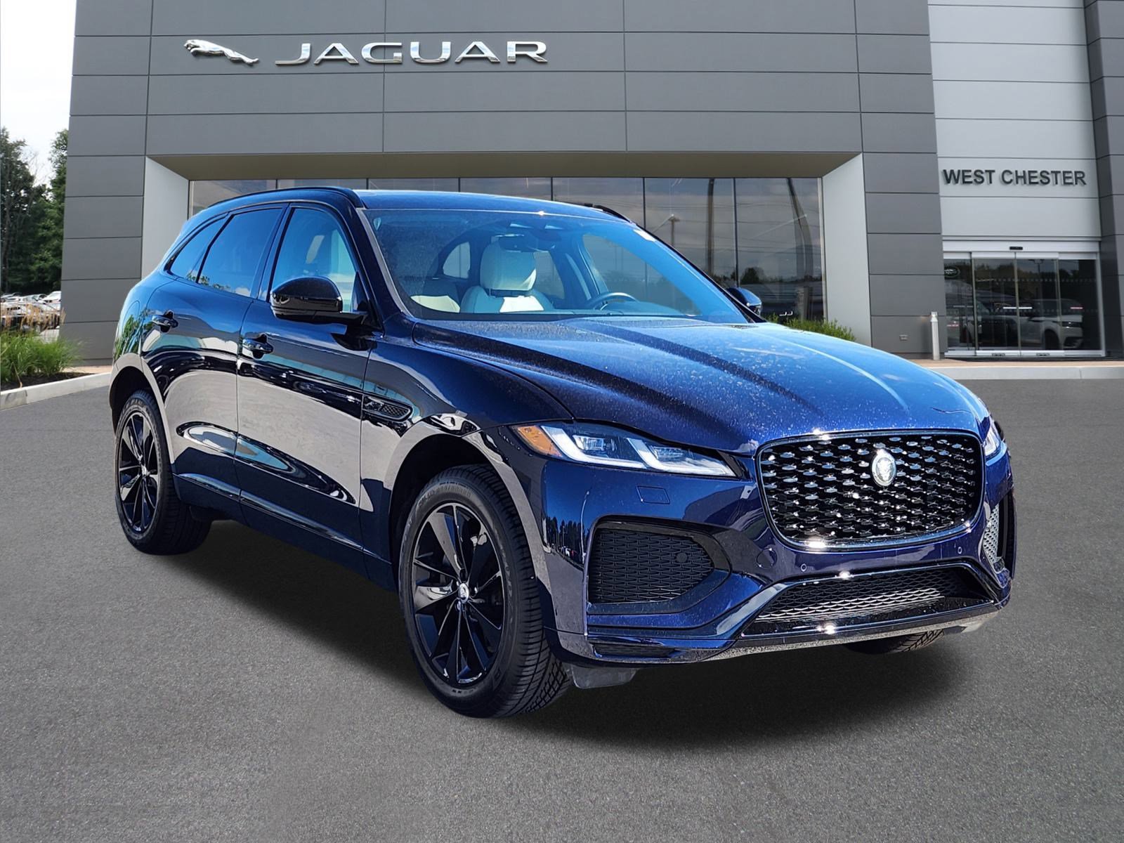 2024 Jaguar F-PACE P250 R-Dynamic S photo 2