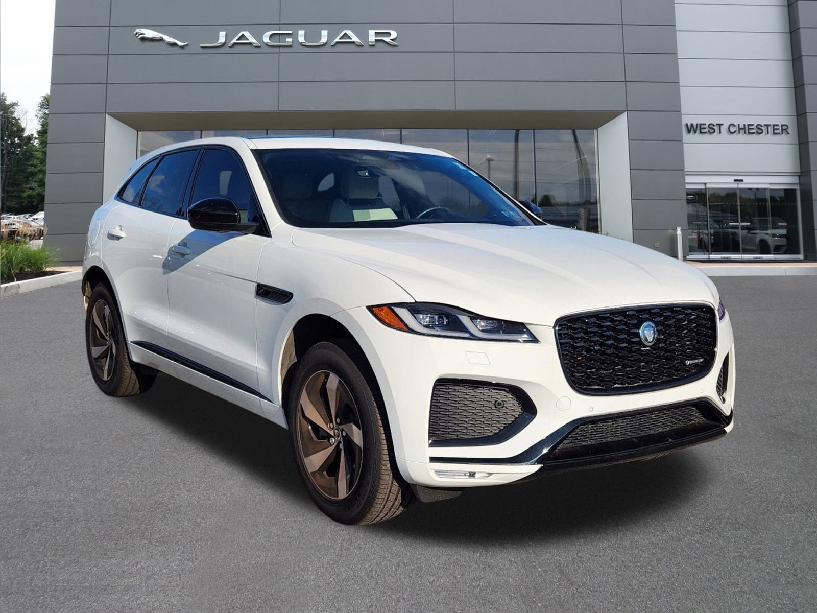 2024 Jaguar F-PACE P250 R-Dynamic S photo 2