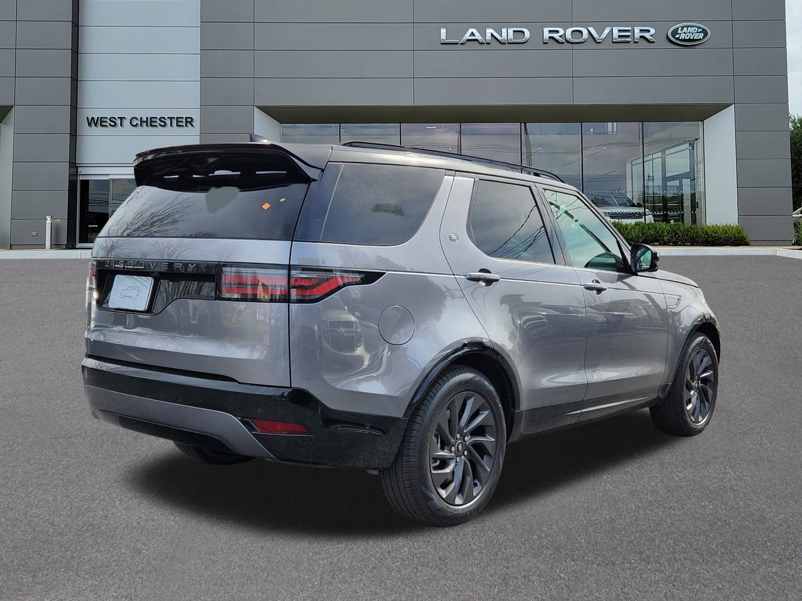 2024 Land Rover Discovery SE photo 4