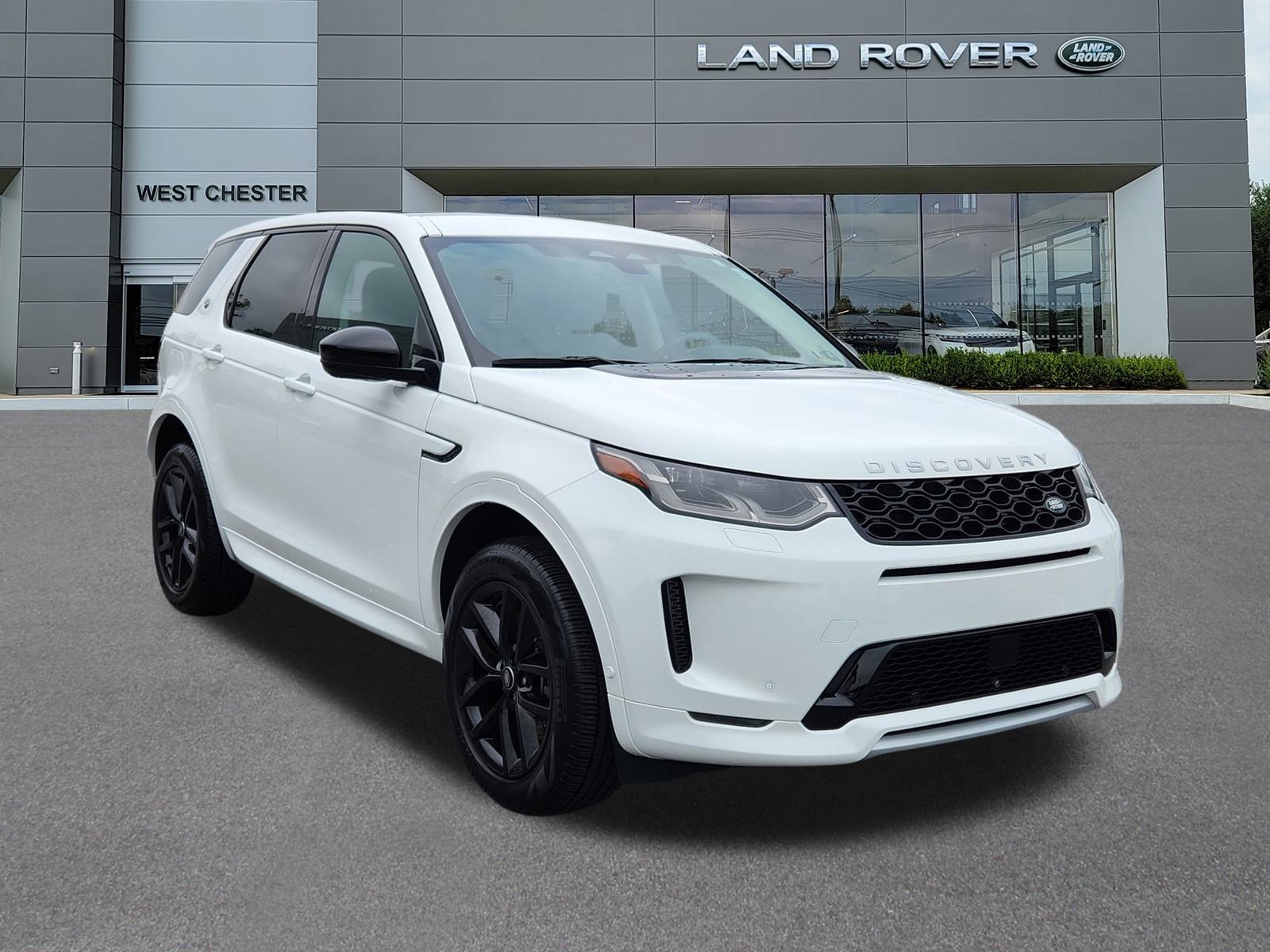 2025 Land Rover Discovery Sport S photo 2