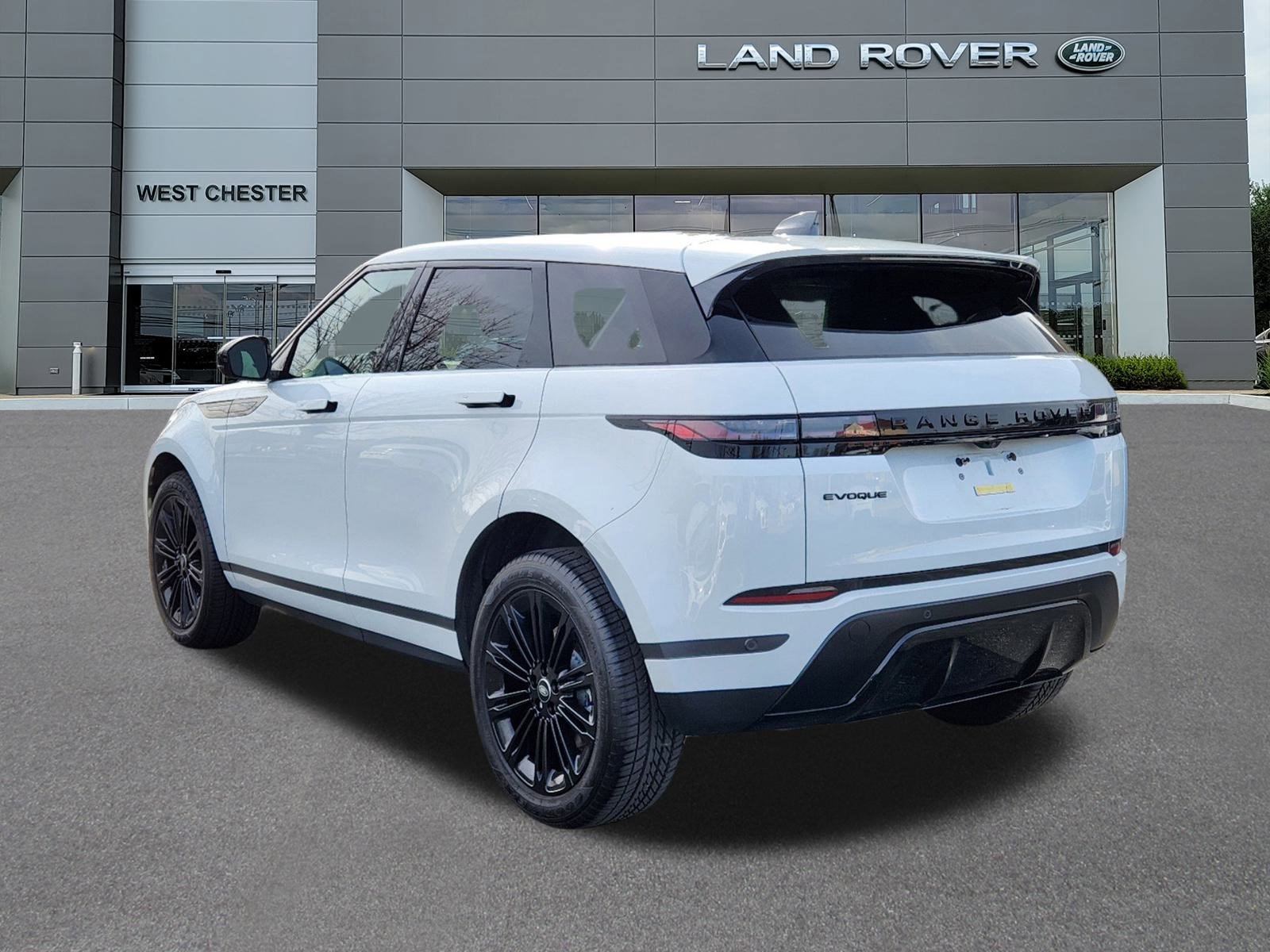 2024 Land Rover Range Rover Evoque S photo 3