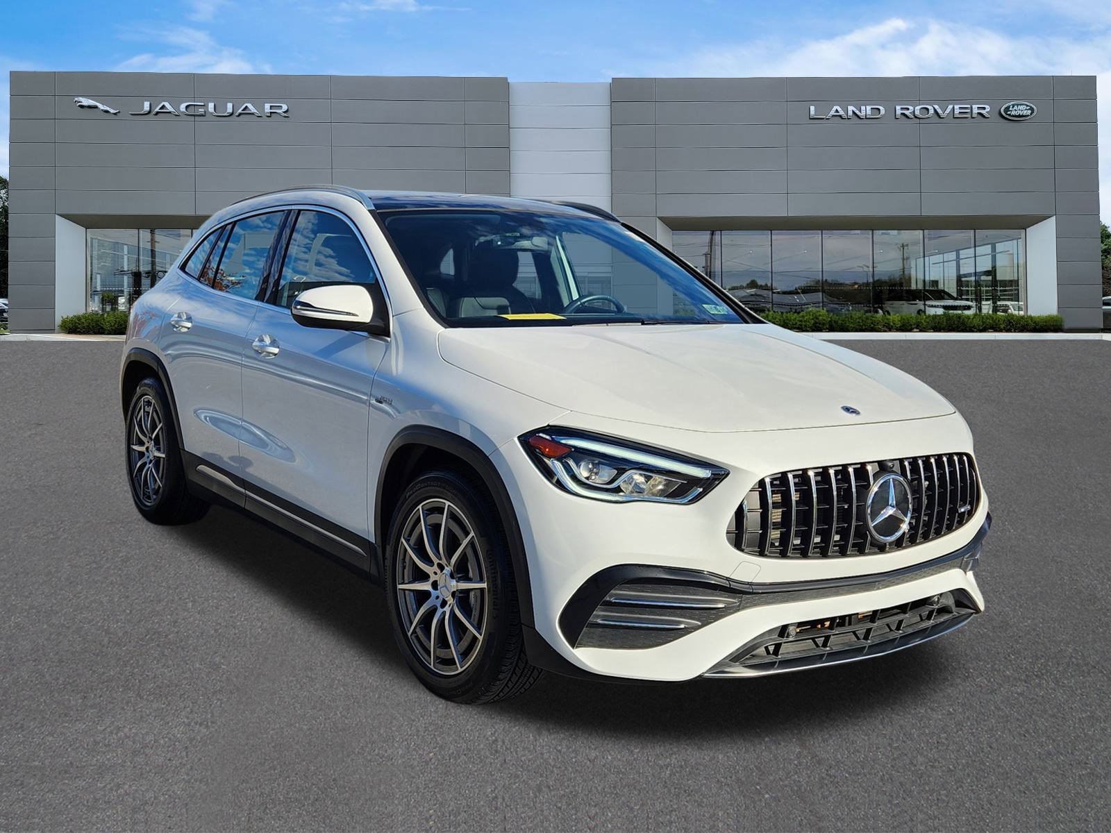 2021 Mercedes Benz GLA AMG 35 4MATIC photo 2