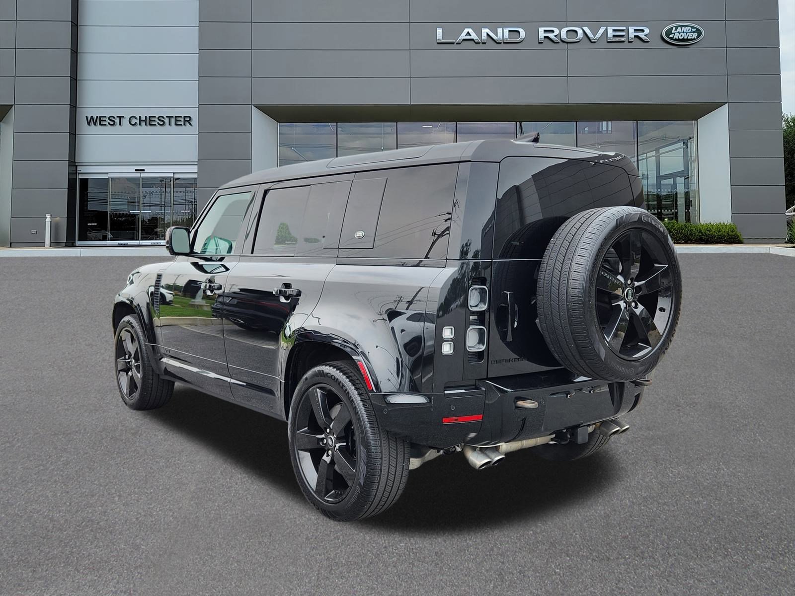 2022 Land Rover Defender 110 V8 photo 3