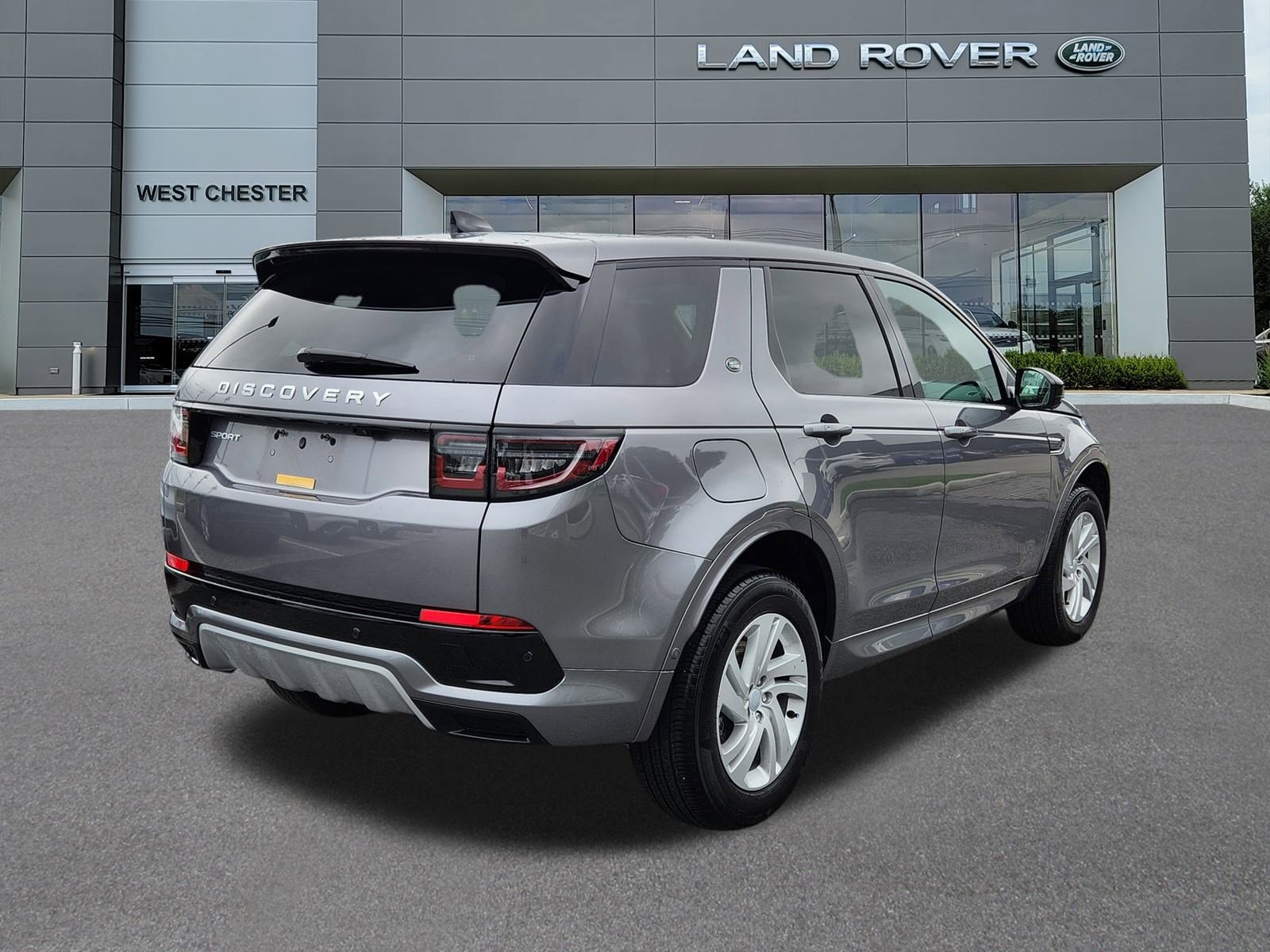 2025 Land Rover Discovery Sport S photo 4