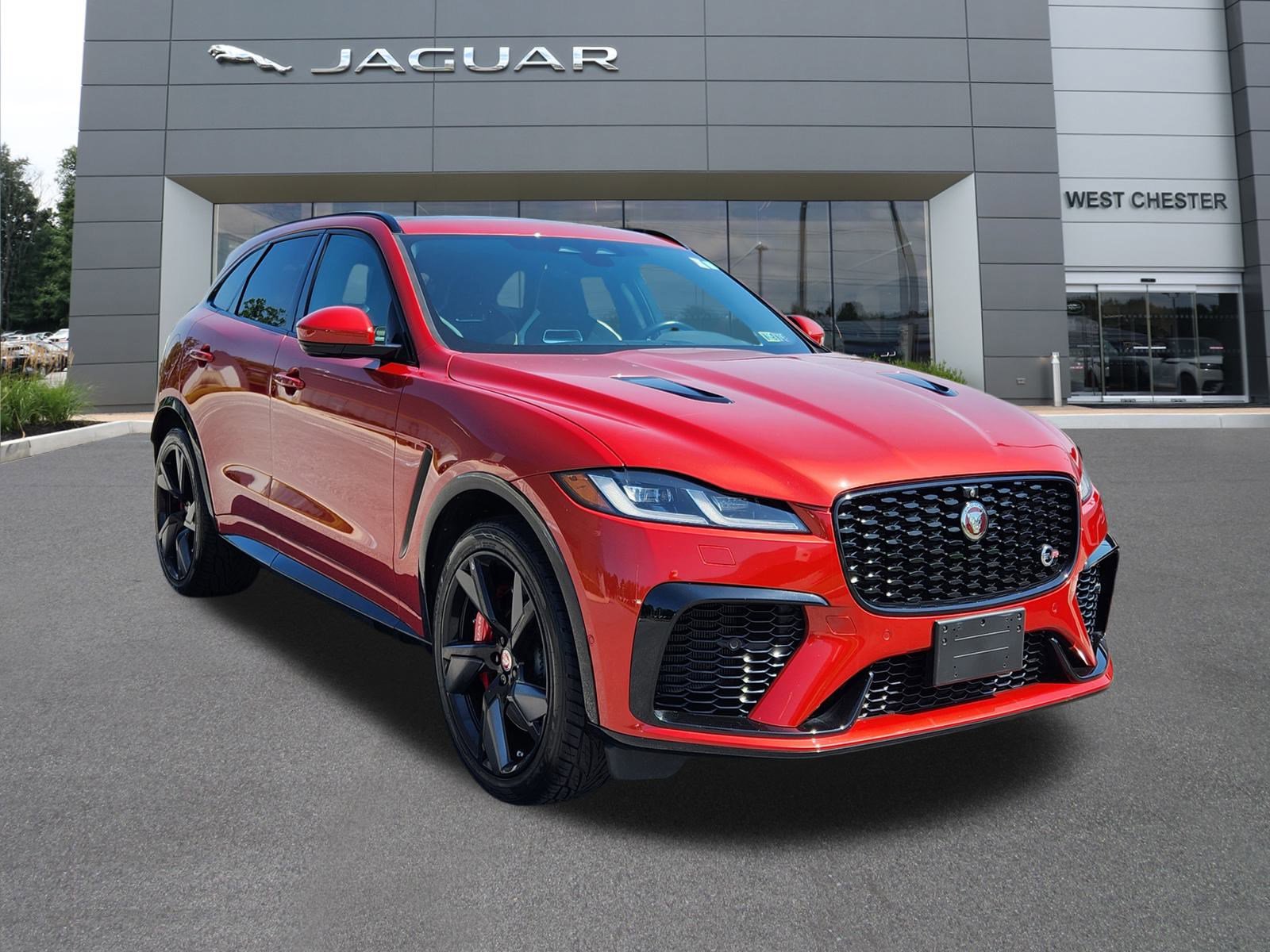 2022 Jaguar F-PACE SVR photo 2