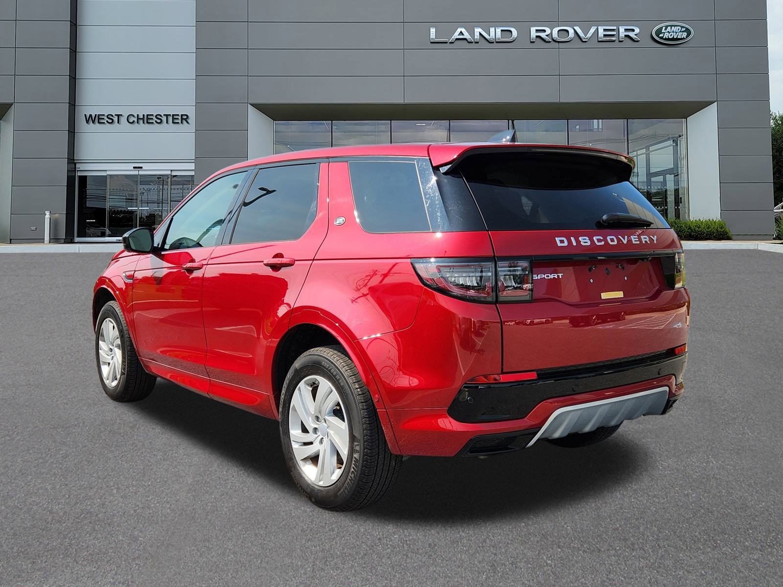 2025 Land Rover Discovery Sport S photo 3