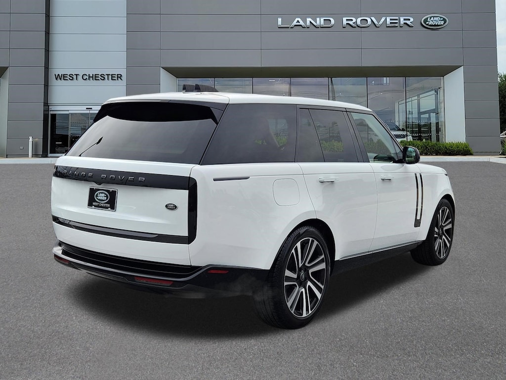 Certified 2023 Land Rover Range Rover P400 SE SUV