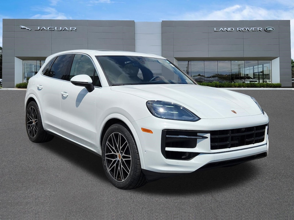 Used 2025 Porsche Cayenne SUV