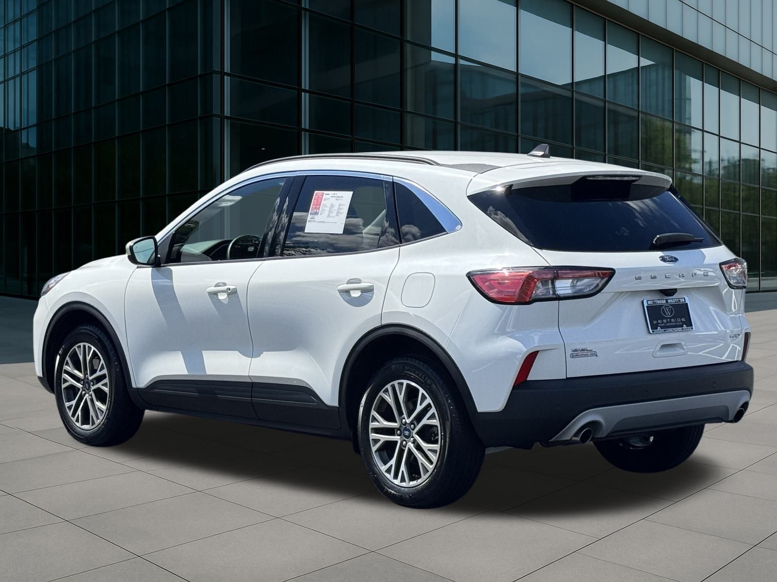 2022 Ford Escape SEL photo 3