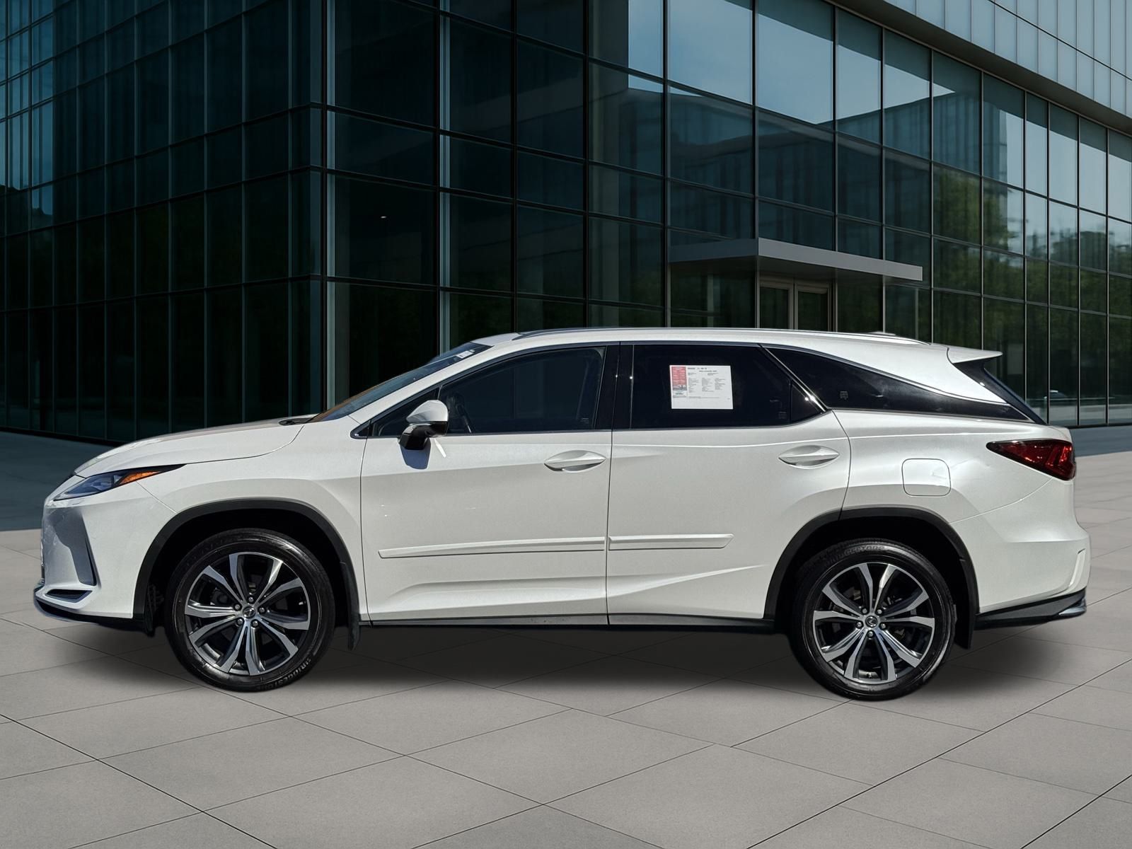 2022 Lexus RX 350L photo 2