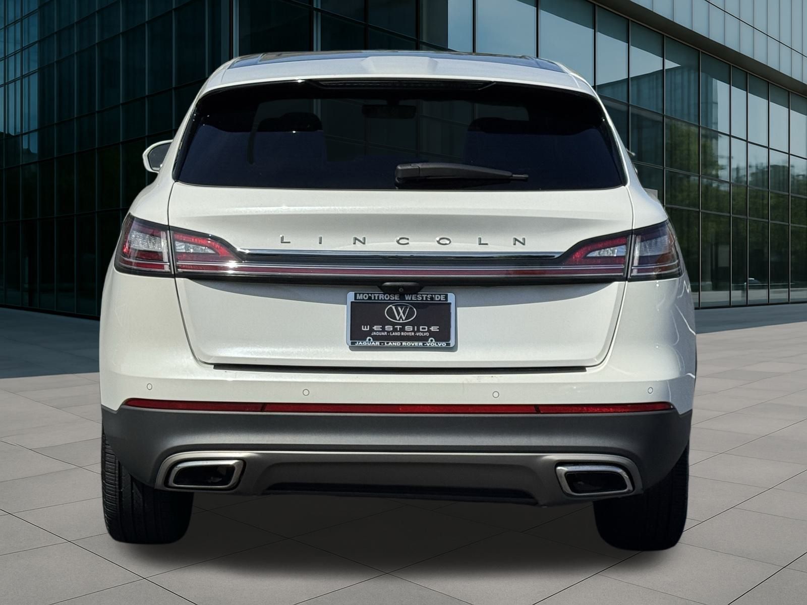 2022 Lincoln Nautilus Reserve photo 4