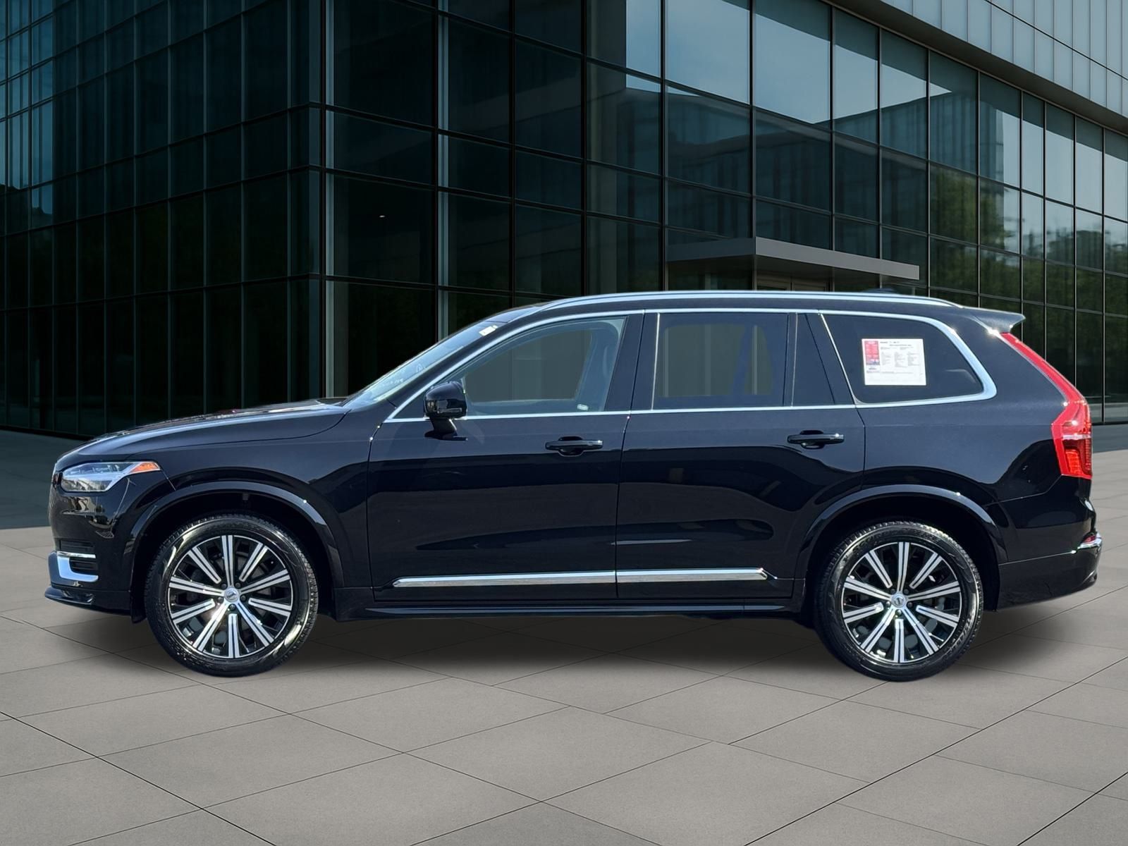 2024 Volvo XC90 B5 Core photo 2