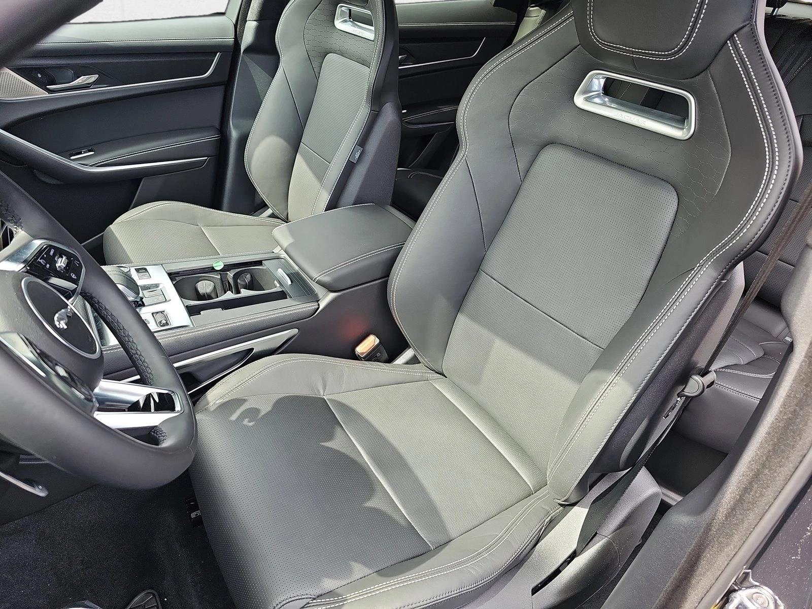2026 Jaguar F-Pace R-Dynamic S - Photo 12