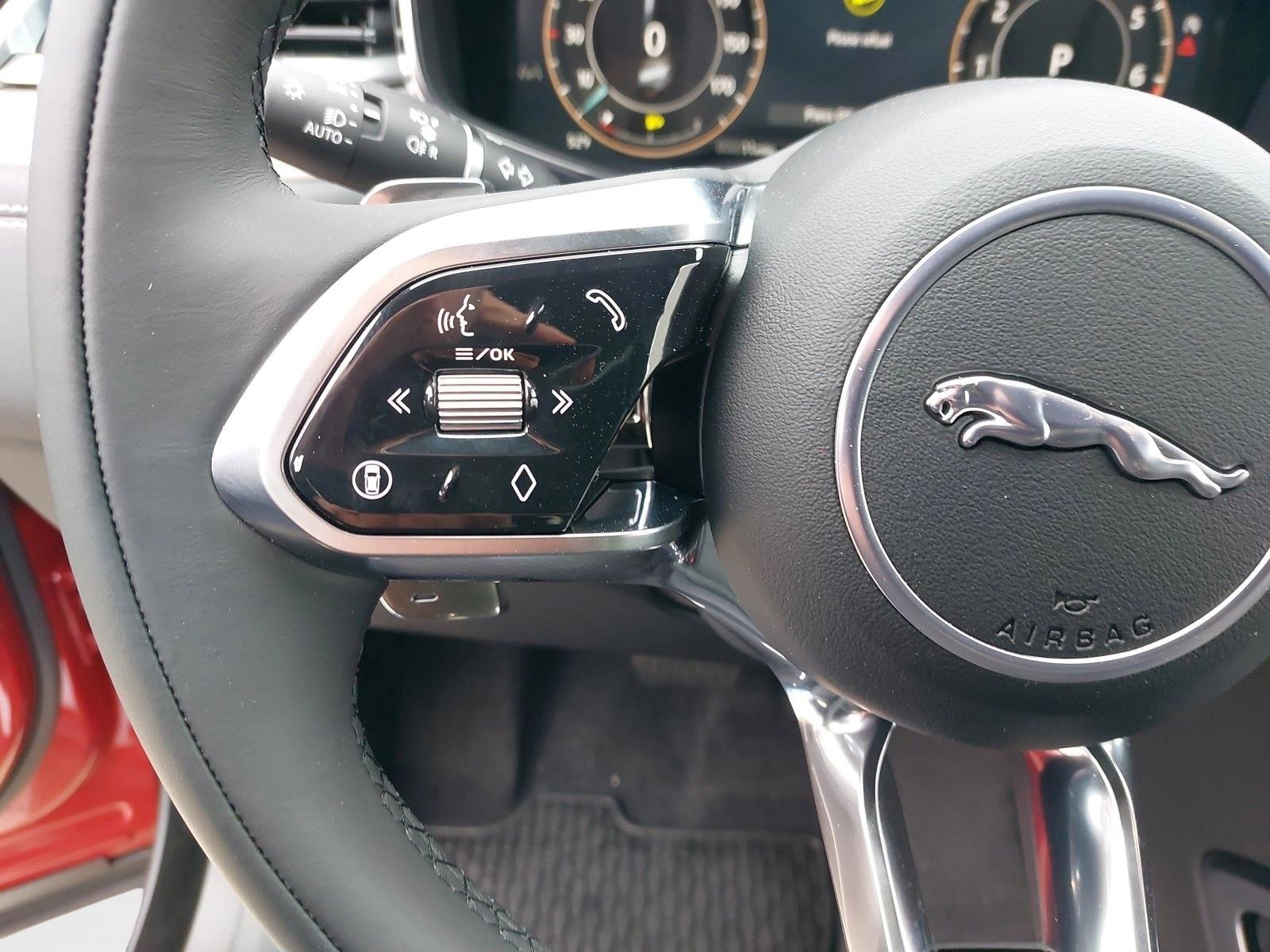 2026 Jaguar F-Pace R-Dynamic S - Photo 14